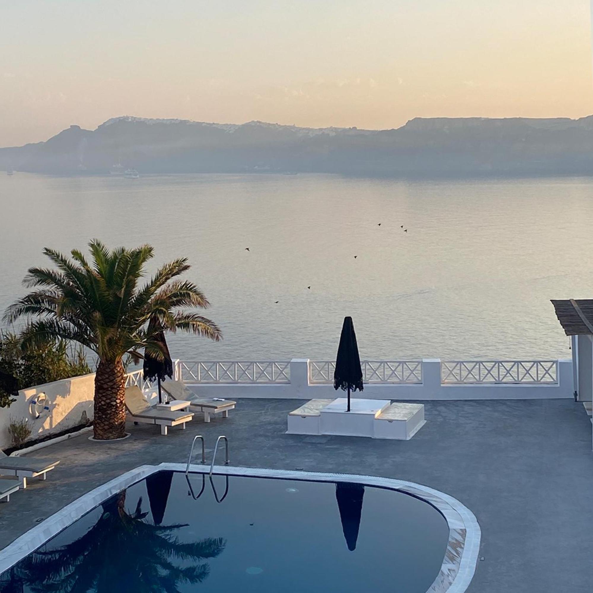 Santorini View Hotel Akrotírion Екстериор снимка